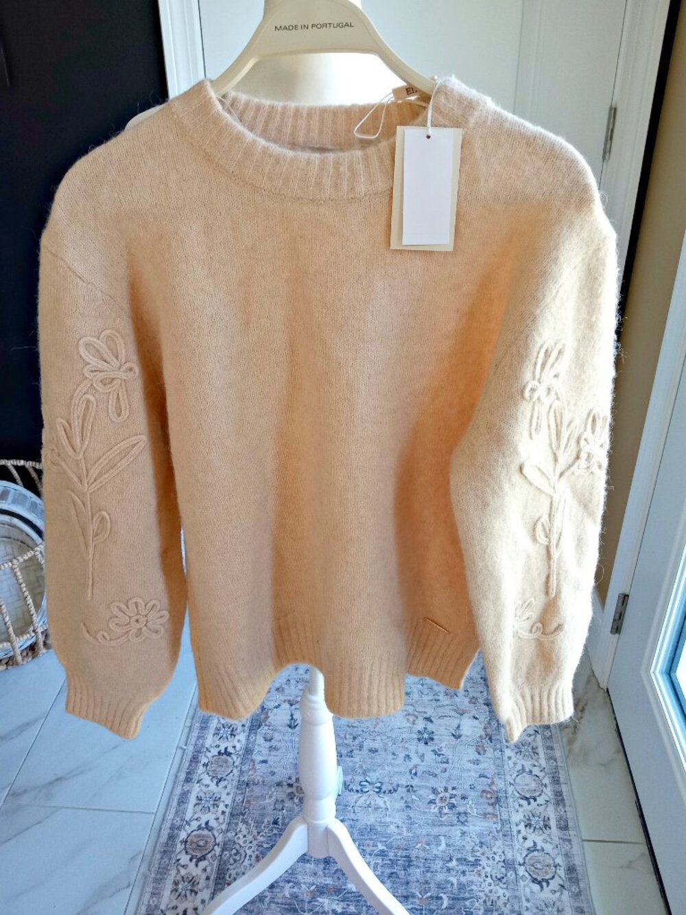 NEW! EXQUISITE Wool/Alpaca SWEATER ELIE TAHARI SZ M
